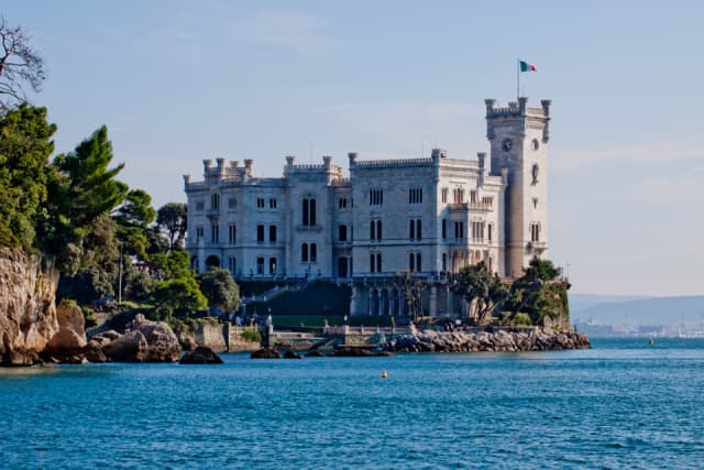 Miramare-kastély